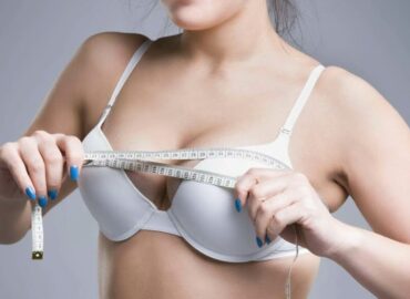 pecho grande mujer mamoplastia reductora